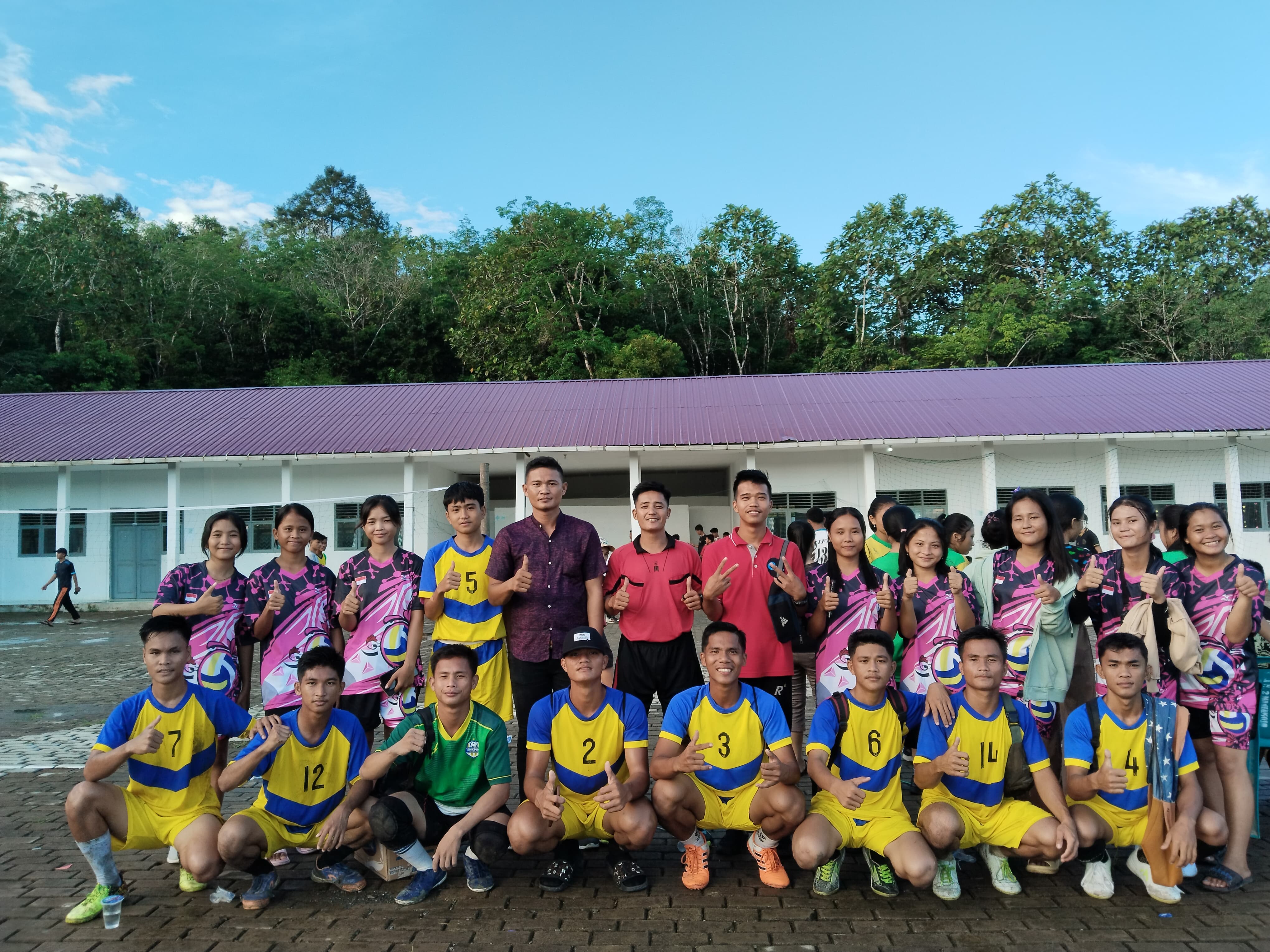 Peserta Lomba Futsal Dan Bola Volly Smk Negeri 1 Amandraya Smk Negeri